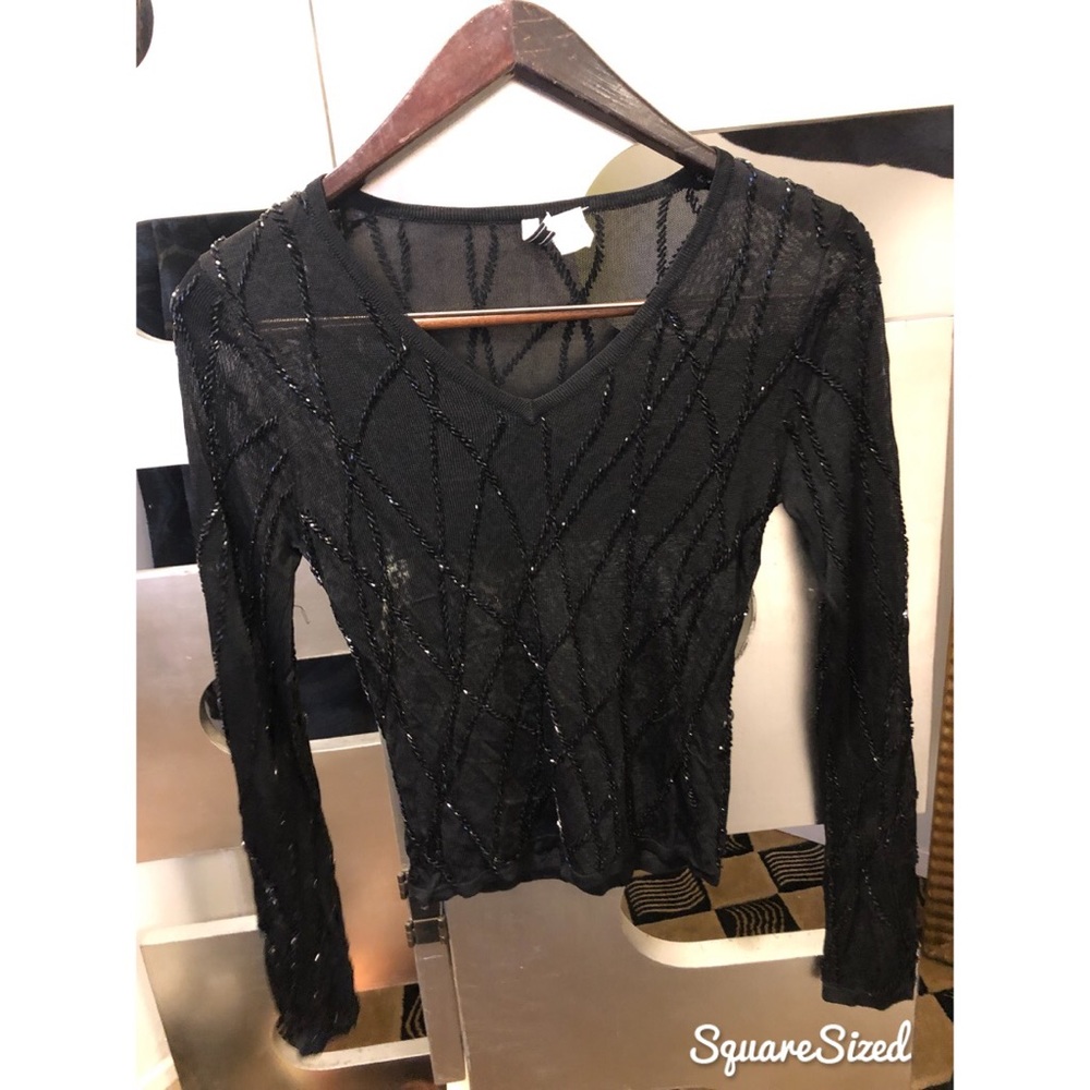 Parameter Sequenced Knitted Shirt